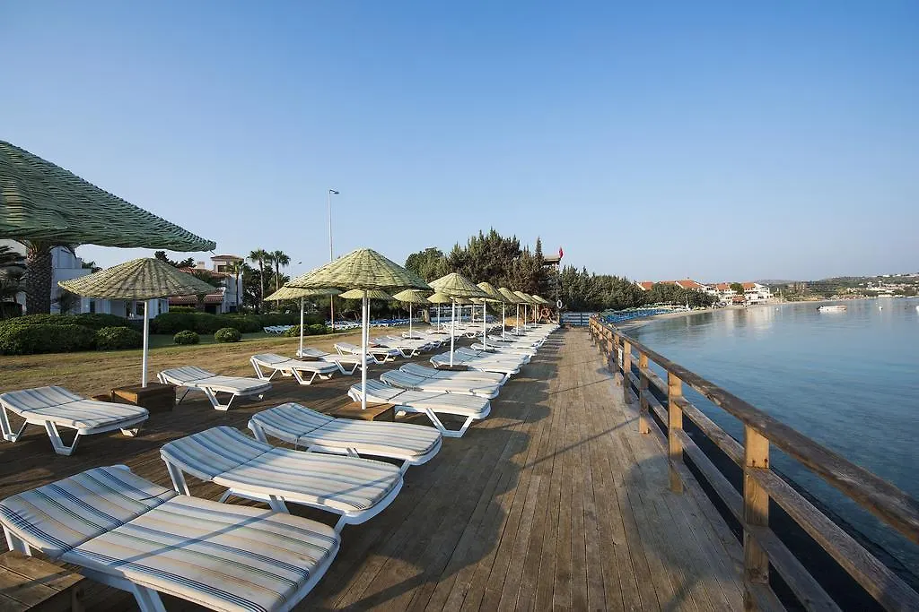 Altin Yunus Apart Beach Plus Aparthotel Çeşme