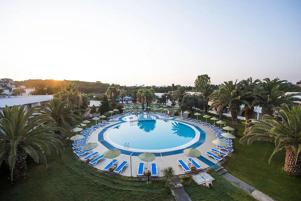 Altin Yunus Apart Beach Plus Aparthotel Çeşme Turchia